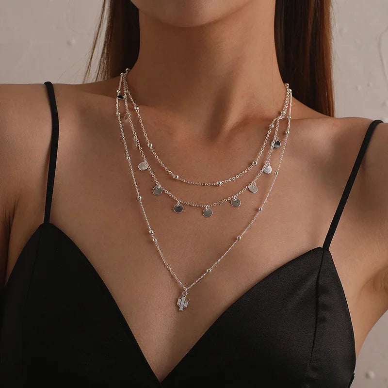 New Fashion Triple Layer Necklace Plant Round Piece