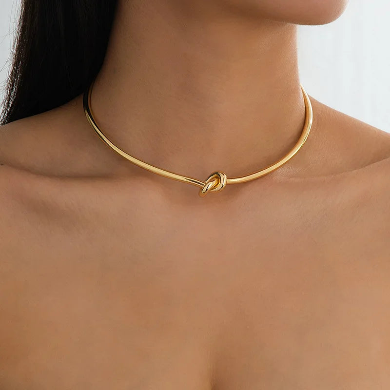 Minimalist Hollow Out Knotted Open Adjustable Torques For Women 18K Gold Silver PVD Plated Stainless Steel Choker