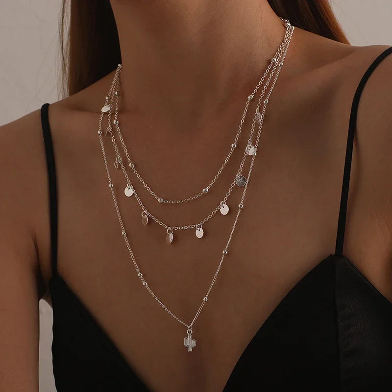 New Fashion Triple Layer Necklace Plant Round Piece