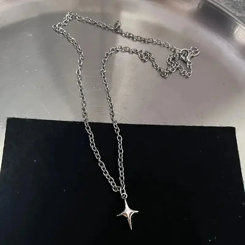 Retro Gothic Irregular Geometry Vortex Heart Star Teeth