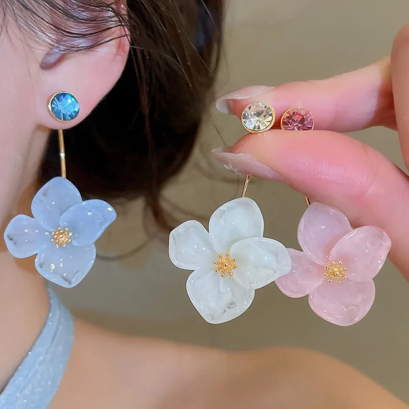 2026 New Arrival White Pink Blue Color Resin Rhinestone Flowers